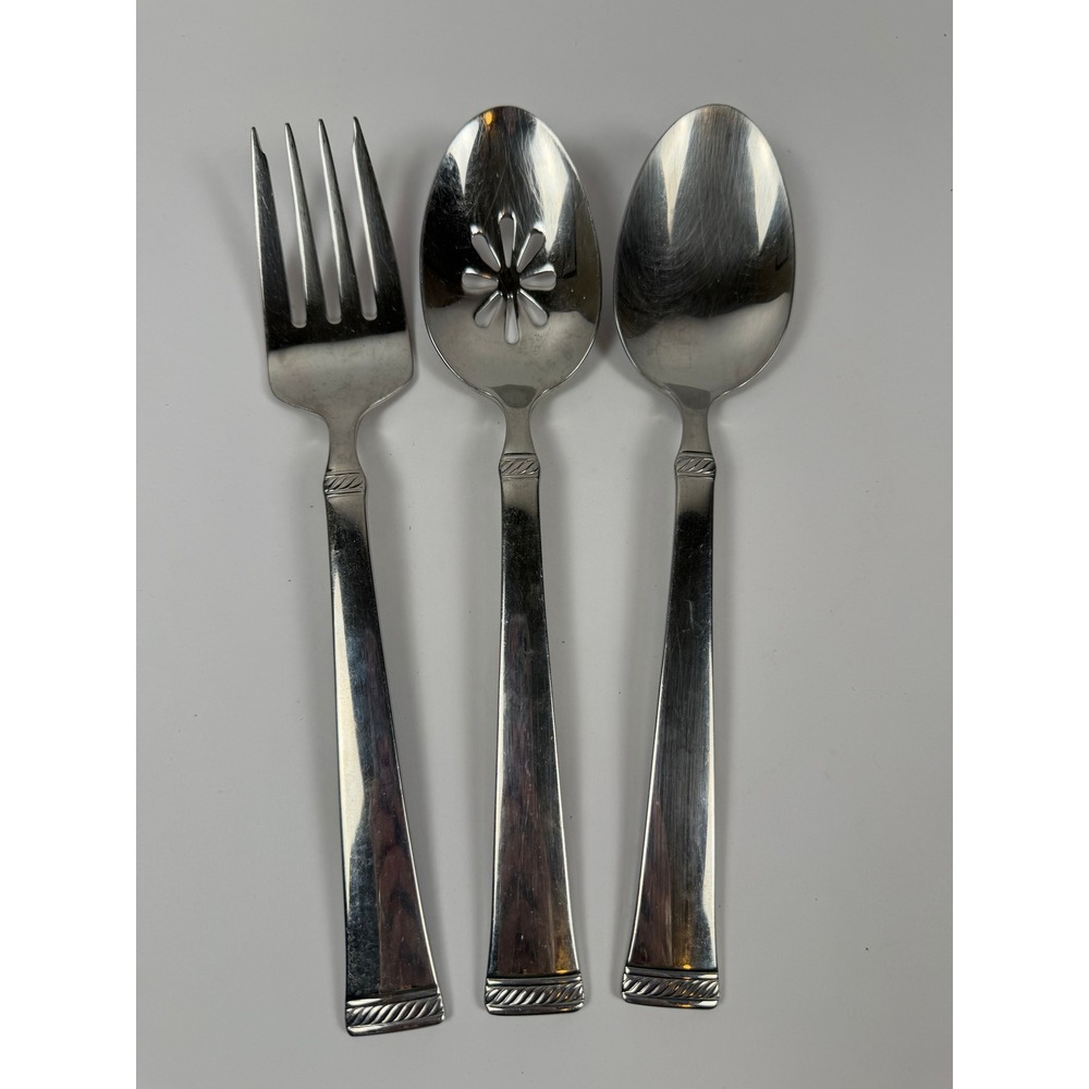 Mikasa Hostess Serving Set – 3 Piece 18/10 Stainless Steel Swirl Pattern (8.75")